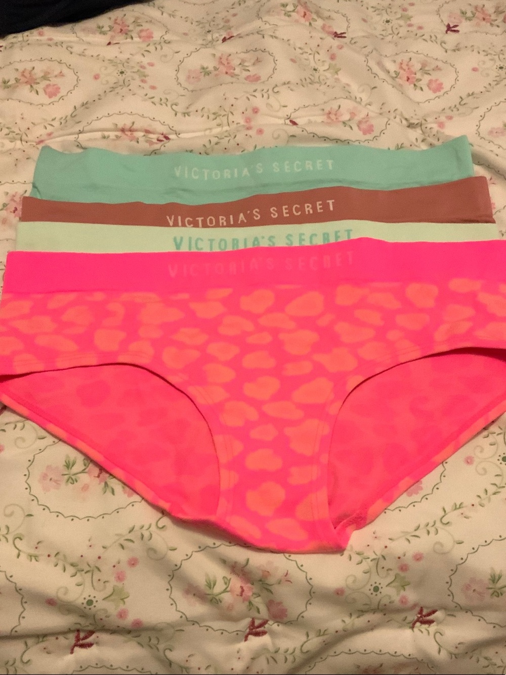 Victoria's Secret women' Hipster Bottoms -  NWOT Set 4